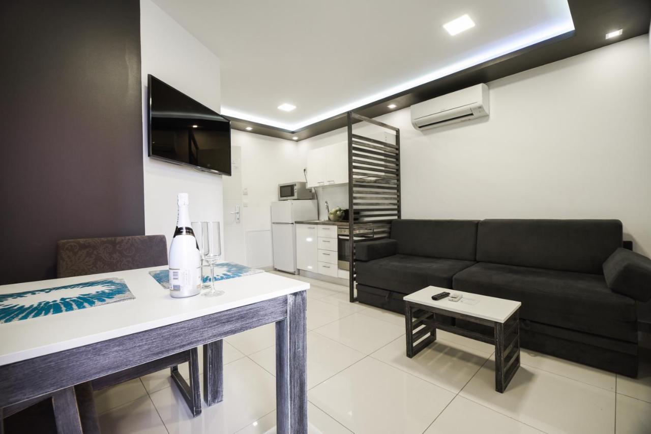 Villa San Antonio-Exclusive Apartments 巴斯卡 外观 照片